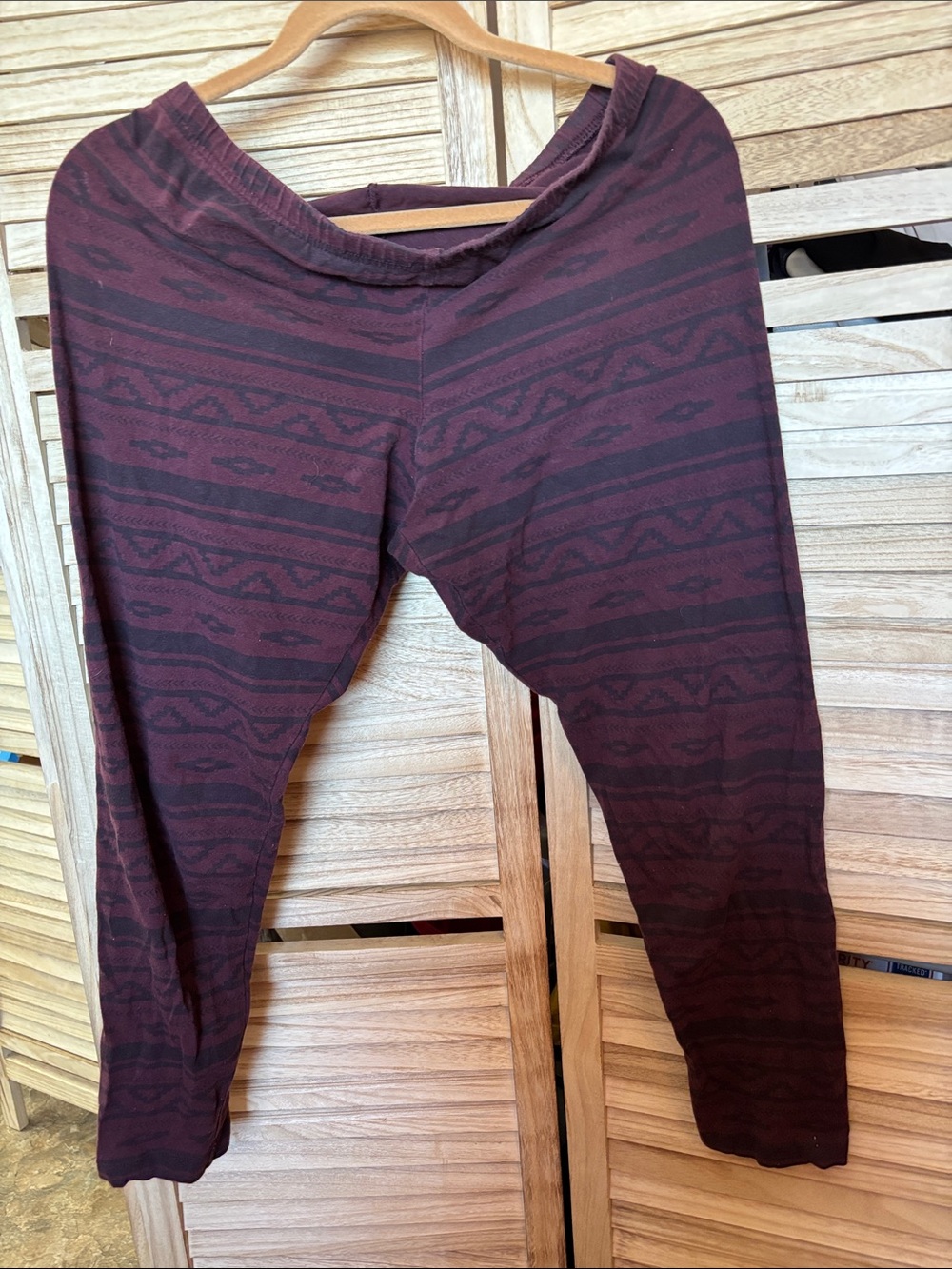Old Navy Aztec Loom Stretch Knit Pants XL